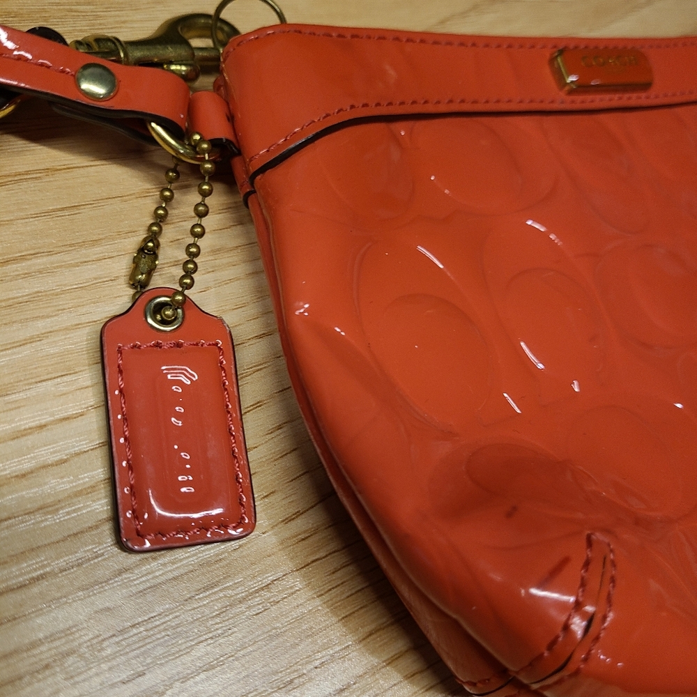 Coach Clutch Quilt Embossed Signature “C” Design Papaya Coral GUC - Picture 3 of 9
